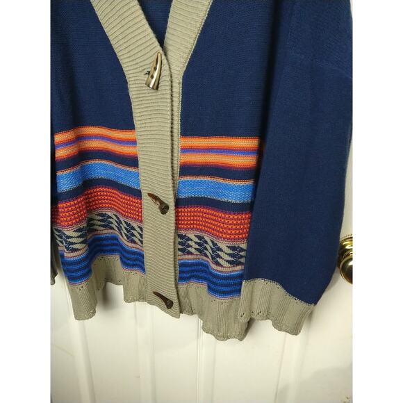 woman within L 18/20 Sweater Cardigan Aztec Western Toggle Close Casual - Picture 2 of 10